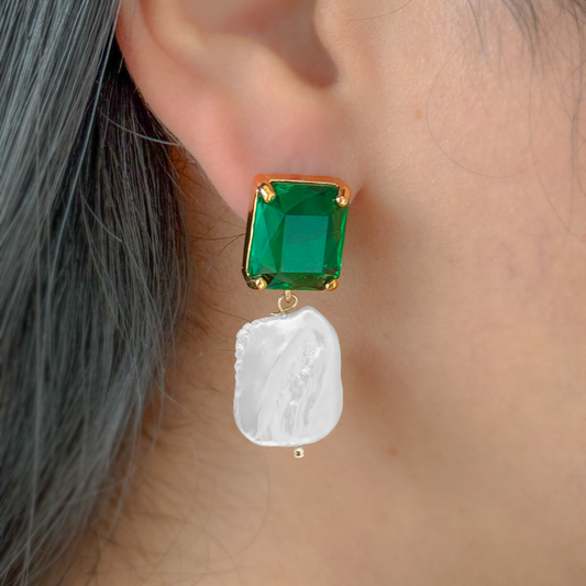 18K Gold-Plated Emerald Green & Pearl Drop Earrings – Waterproof Elegant Statement Jewelry (Pair)