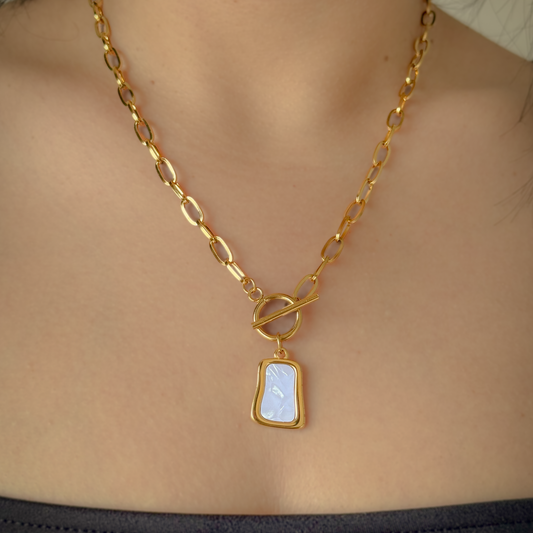 18K Gold Plated Pearl Pendant Toggle Necklace – Waterproof Chunky Chain Statement